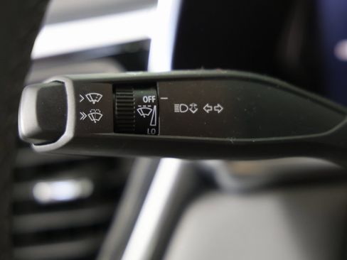 New 2025 GMC Canyon Elevation w/ Convenience Package image 22