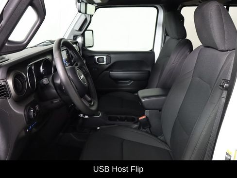Used 2023 Jeep Wrangler Unlimited w/ Cold Weather Group AWD/4WD image 14
