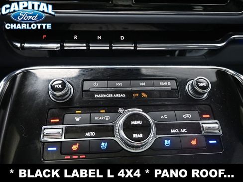 Used 2023 Lincoln Navigator L Black Label AWD/4WD image 18