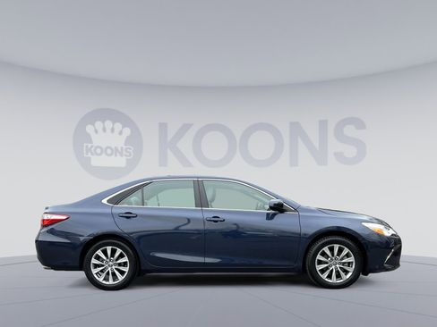 Used 2015 Toyota Camry XLE image 7