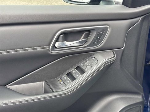 New 2026 Nissan Rogue Platinum w/ Platinum Premium Package image 22