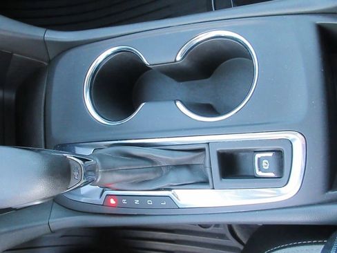 Used 2024 Chevrolet Equinox LS w/ LS Convenience Package image 27