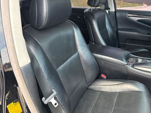 Used 2013 Lexus LS 460 L w/ Preferred Accessory Package RWD image 50