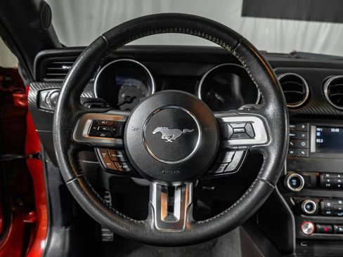 Used 2019 Ford Mustang Coupe w/ Black Accent Package RWD image 15