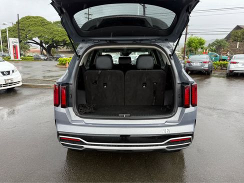 Used 2021 Kia Sorento S w/ Panoramic Sunroof Package image 11