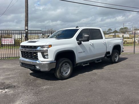 Used 2020 Chevrolet Silverado 2500 LT w/ All Star Edition image 2