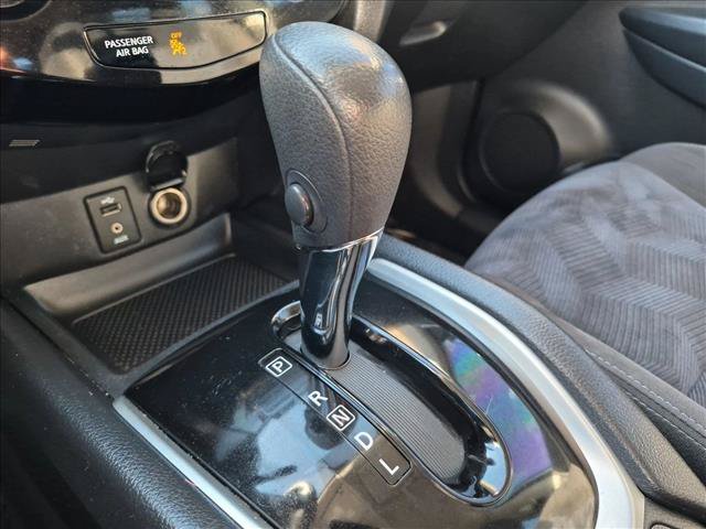 Used 2015 Nissan Rogue SV AWD/4WD image 17