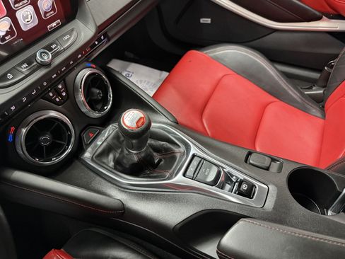 Used 2016 Chevrolet Camaro SS RWD image 19