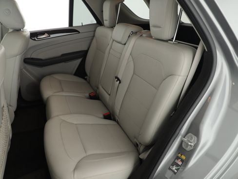 Used 2014 Mercedes-Benz ML 350 4MATIC image 21