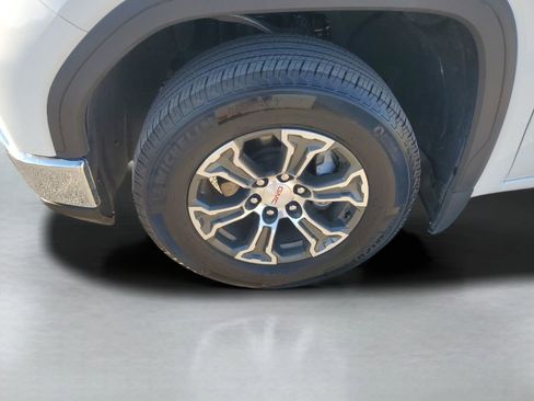 Used 2026 GMC Sierra 1500 SLT RWD image 28