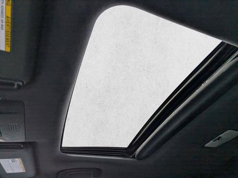 Used 2020 Toyota Corolla XSE image 15