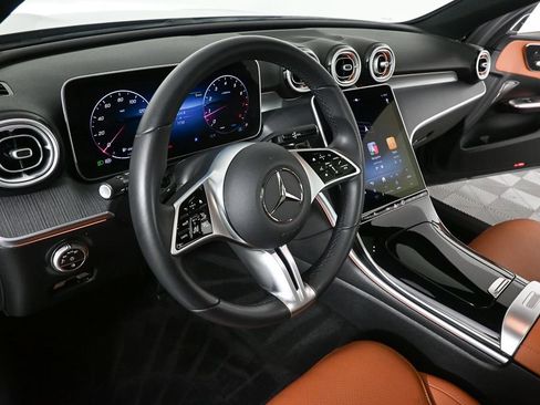 Used 2025 Mercedes-Benz C 300 Sedan image 6