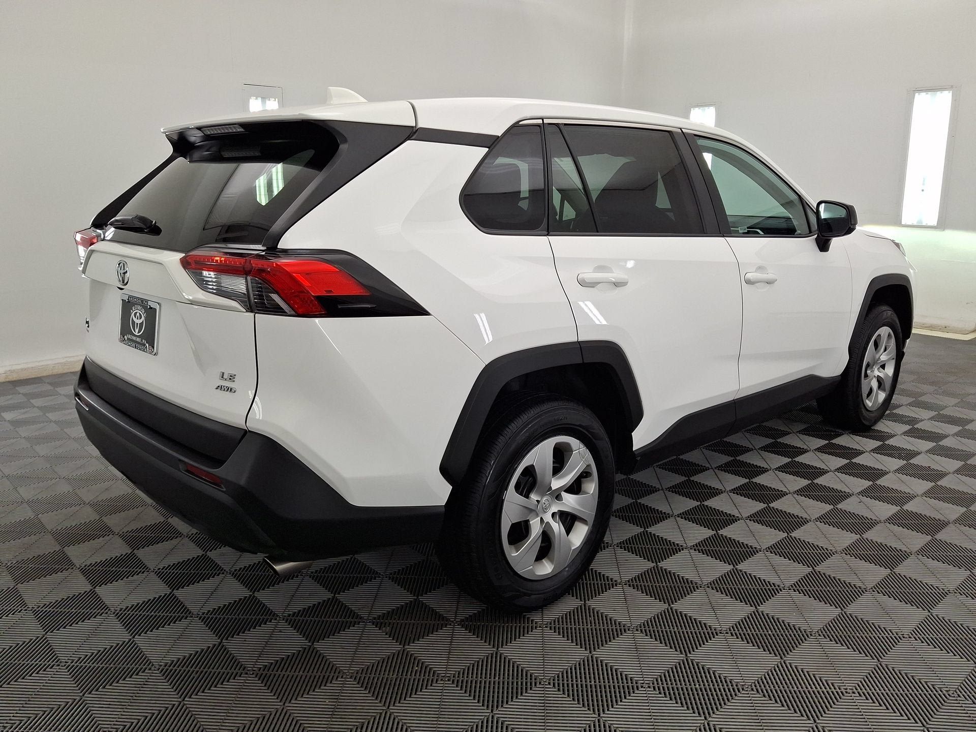 Certified 2025 Toyota RAV4 LE AWD/4WD image 24