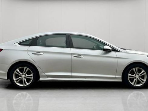 Used 2018 Hyundai Sonata Limited FWD image 3