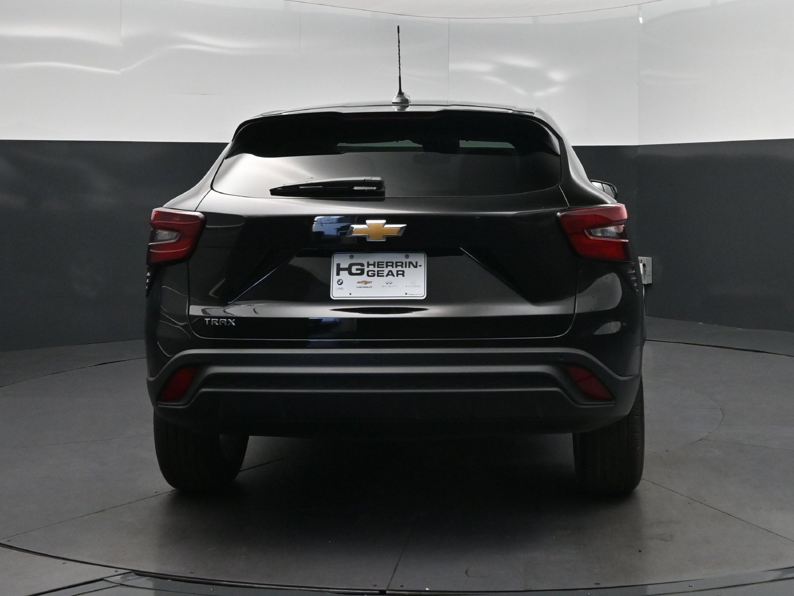 New 2026 Chevrolet Trax LS w/ LS Convenience Package FWD image 6