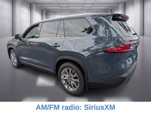 Used 2025 Toyota Grand Highlander AWD image 7