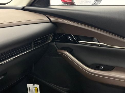 Certified 2025 MAZDA CX-30 AWD 2.5 S w/ Premium Package image 31