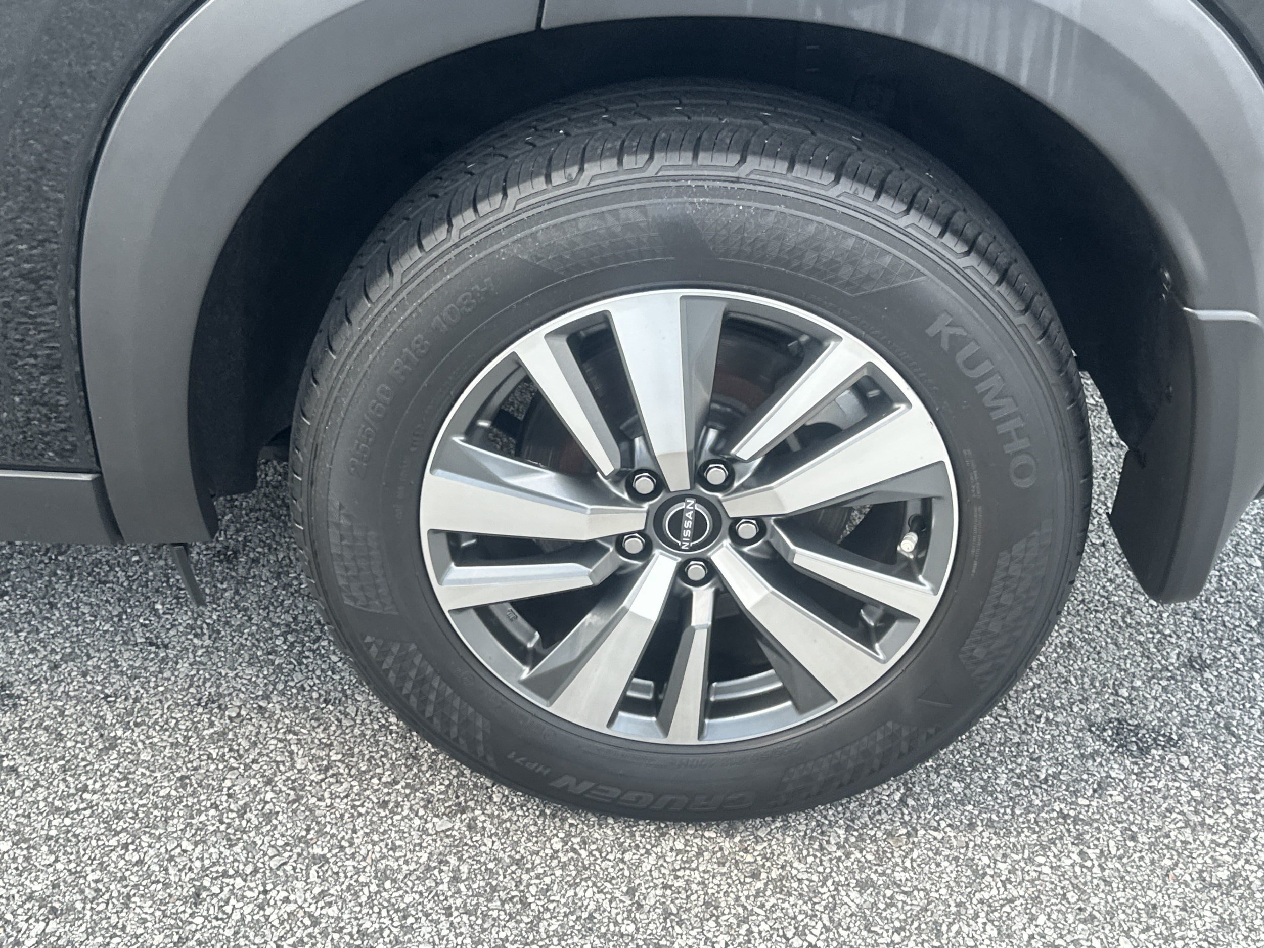 Used 2024 Nissan Pathfinder SL w/ Cargo Package FWD image 22