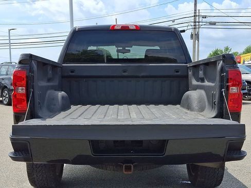 Used 2018 Chevrolet Silverado 1500 Custom w/ Custom Value Package AWD/4WD image 30
