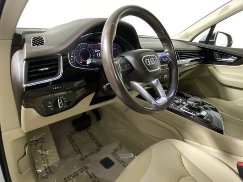 Used 2018 Audi Q7 3.0T Premium Plus w/ Premium Plus Package image 11