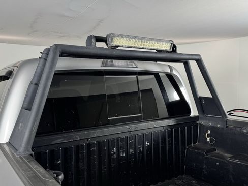 Used 2021 Toyota Tacoma TRD Off-Road AWD/4WD image 31