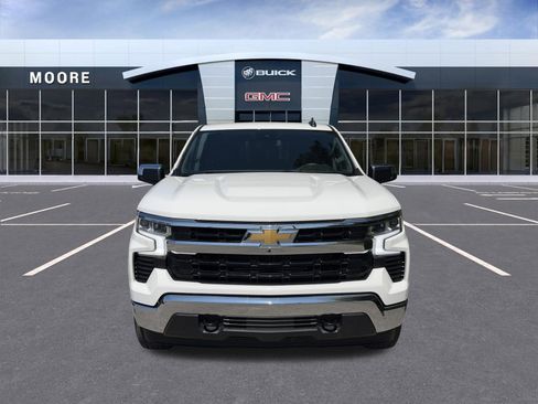 Used 2023 Chevrolet Silverado 1500 LT AWD/4WD image 5