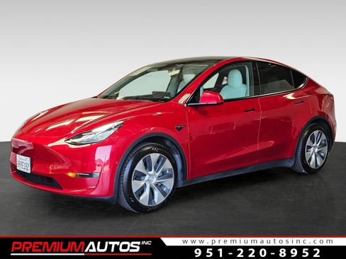 Used 2020 Tesla Model Y Long Range AWD/4WD image 1