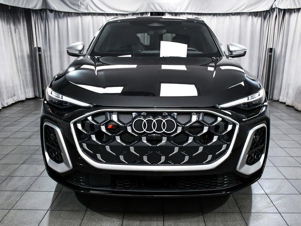 Used 2025 Audi SQ5 Premium Plus w/ Premium Plus Package AWD/4WD image 2