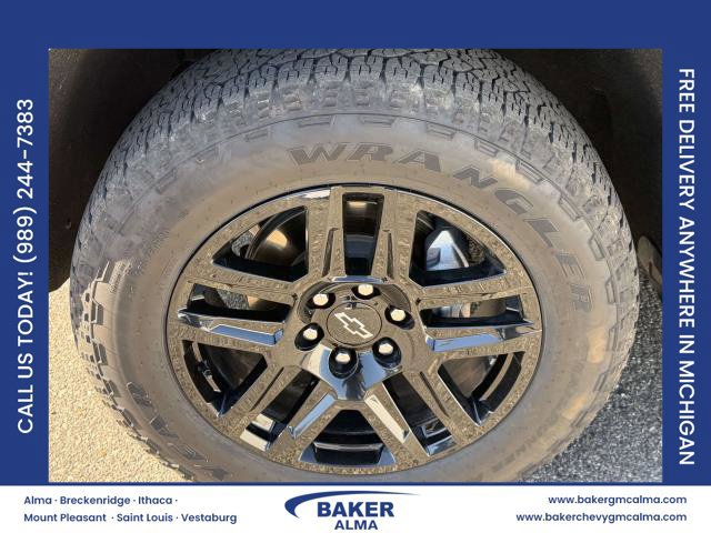 Certified 2024 Chevrolet Silverado 1500 RST w/ Convenience Package II AWD/4WD image 34