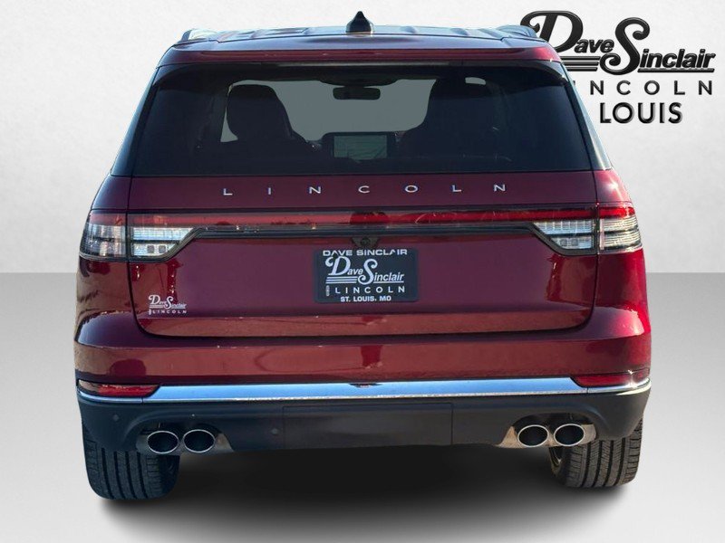 New 2027 Lincoln Aviator Reserve AWD/4WD image 4
