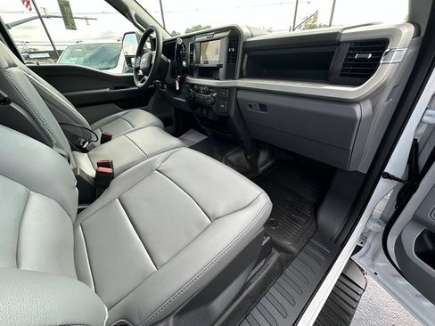 New 2026 Ford F550 4x4 Regular Cab Super Duty image 22