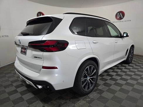New 2026 BMW X5 xDrive50e w/ M Sport Package image 4