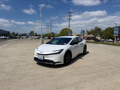Used 2025 Toyota Prius LE