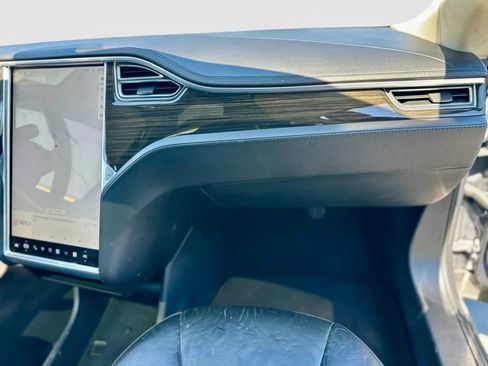 Used 2014 Tesla Model S P85 RWD image 23