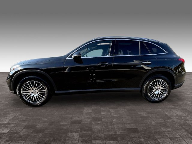 Used 2026 Mercedes-Benz GLC 300 4MATIC image 7