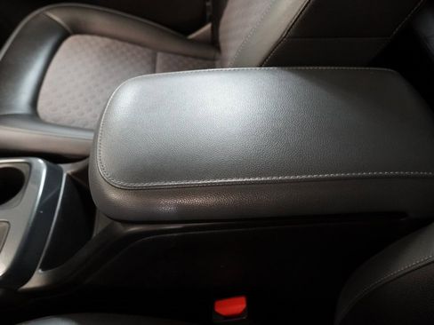 Used 2017 Chevrolet Colorado Z71 image 18