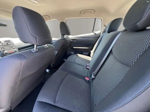 Used 2014 Nissan Leaf S FWD image 11