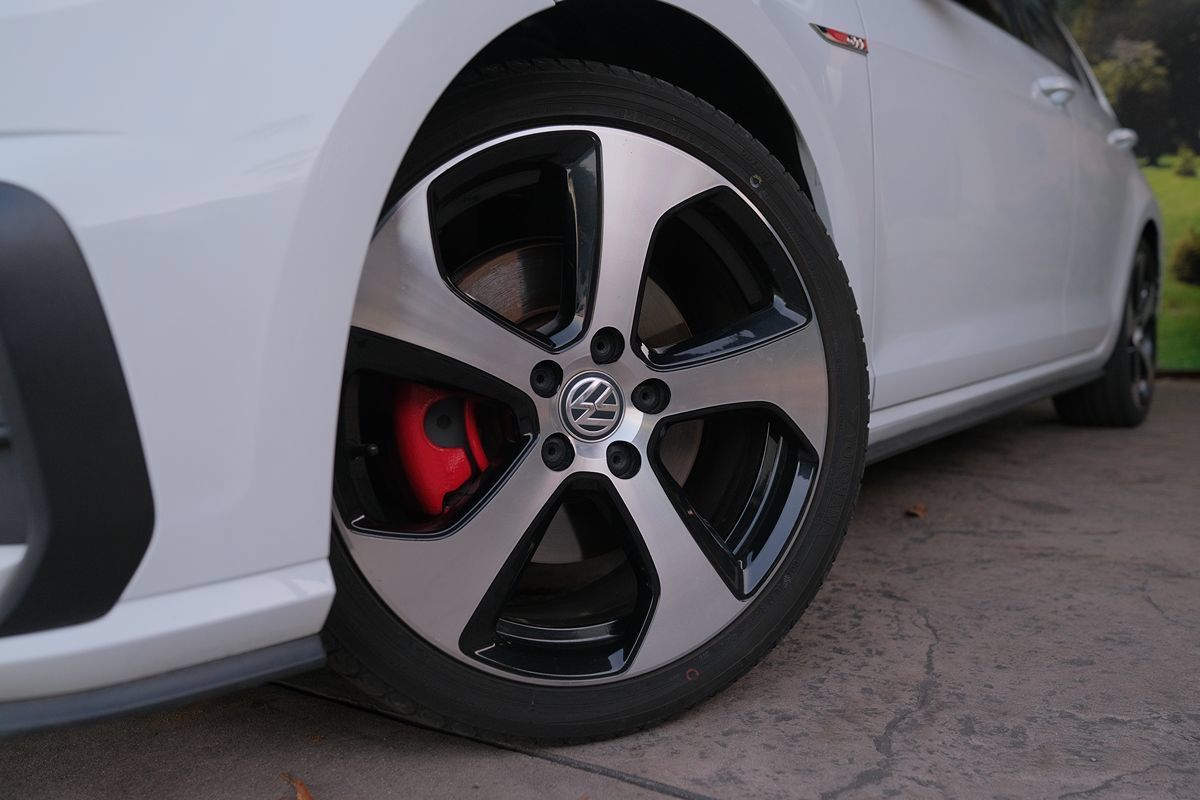 Used 2018 Volkswagen GTI S FWD image 38