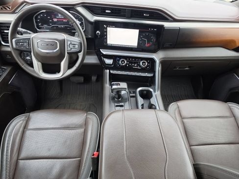 Used 2023 GMC Sierra 1500 Denali AWD/4WD image 5