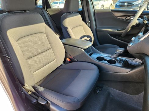 Used 2023 Chevrolet Malibu LT image 14