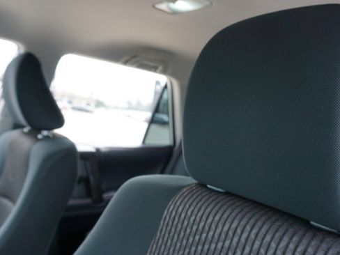 Used 2018 Toyota 4Runner TRD Off-Road image 24