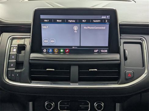 Used 2021 GMC Yukon SLT w/ SLT Premium Package image 13