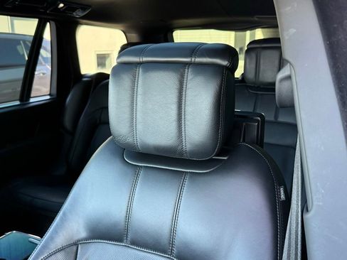 Used 2021 Land Rover Range Rover Autobiography Fifty Edition image 3