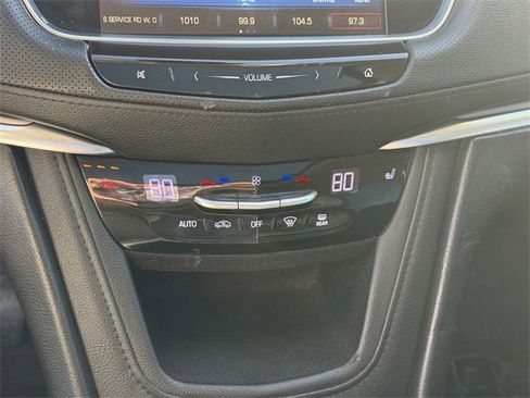Used 2019 Cadillac XT5 Luxury image 27