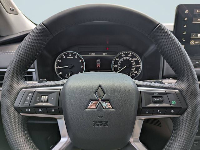 New 2026 Mitsubishi Outlander SE FWD image 29