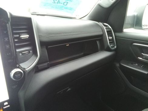 Used 2024 RAM 1500 Big Horn image 21