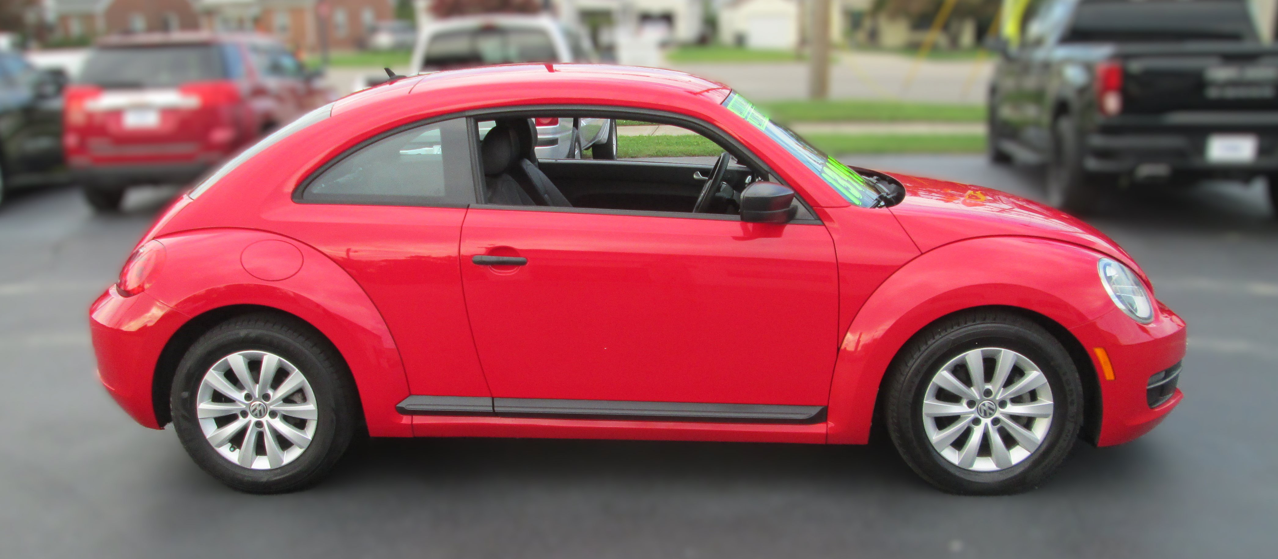 Used 2016 Volkswagen Beetle 1.8T S FWD image 3