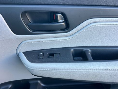 Used 2020 Honda Odyssey EX-L image 21