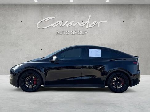 Used 2022 Tesla Model Y Performance image 13