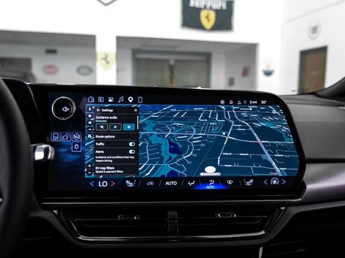 Used 2026 Chevrolet Equinox EV RS FWD image 20